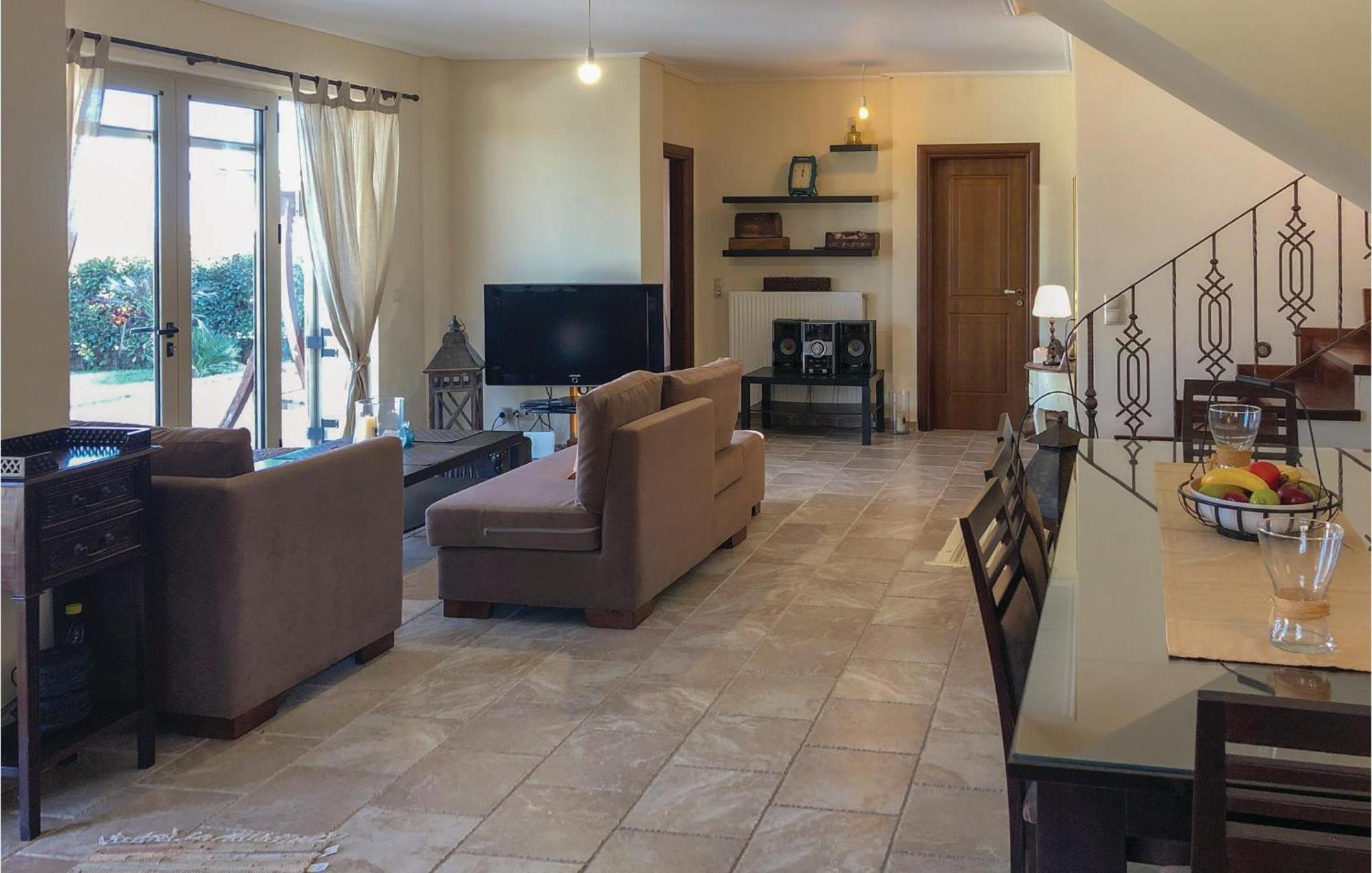 Awesome home in Koroni with 5 Bedrooms, Jacuzzi&Outdoor swimming pool Zewnętrze zdjęcie