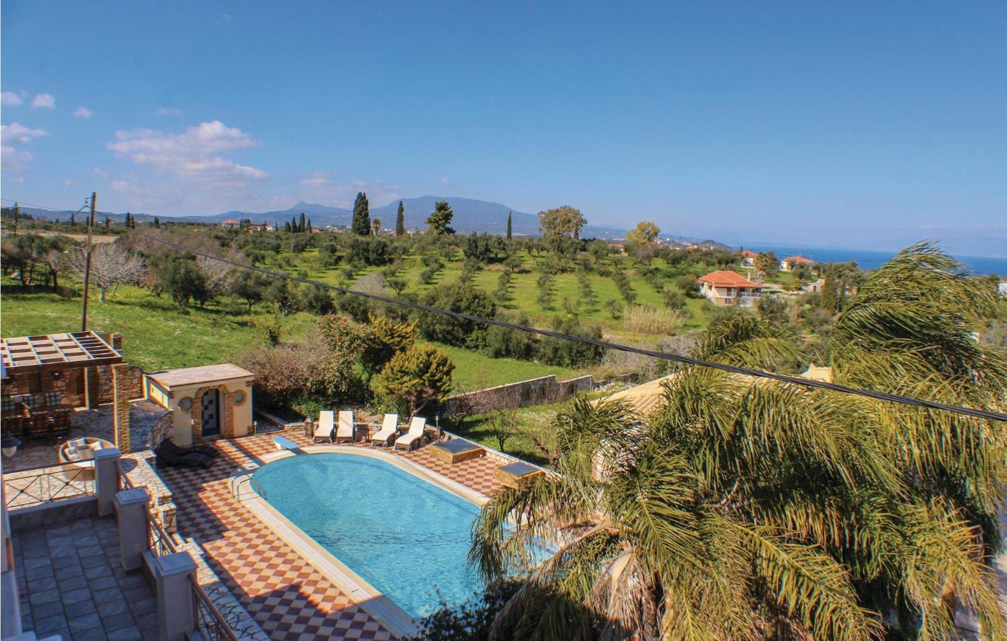 Awesome home in Koroni with 5 Bedrooms, Jacuzzi&Outdoor swimming pool Zewnętrze zdjęcie
