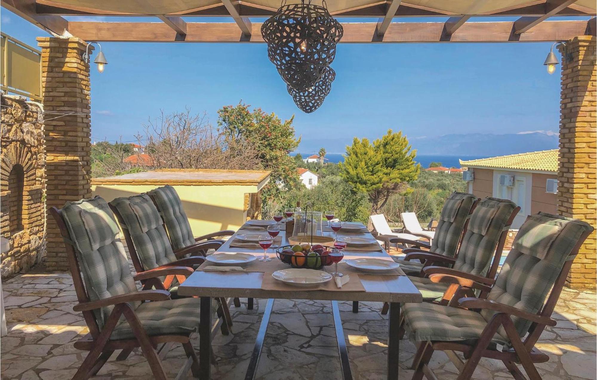 Awesome home in Koroni with 5 Bedrooms, Jacuzzi&Outdoor swimming pool Zewnętrze zdjęcie