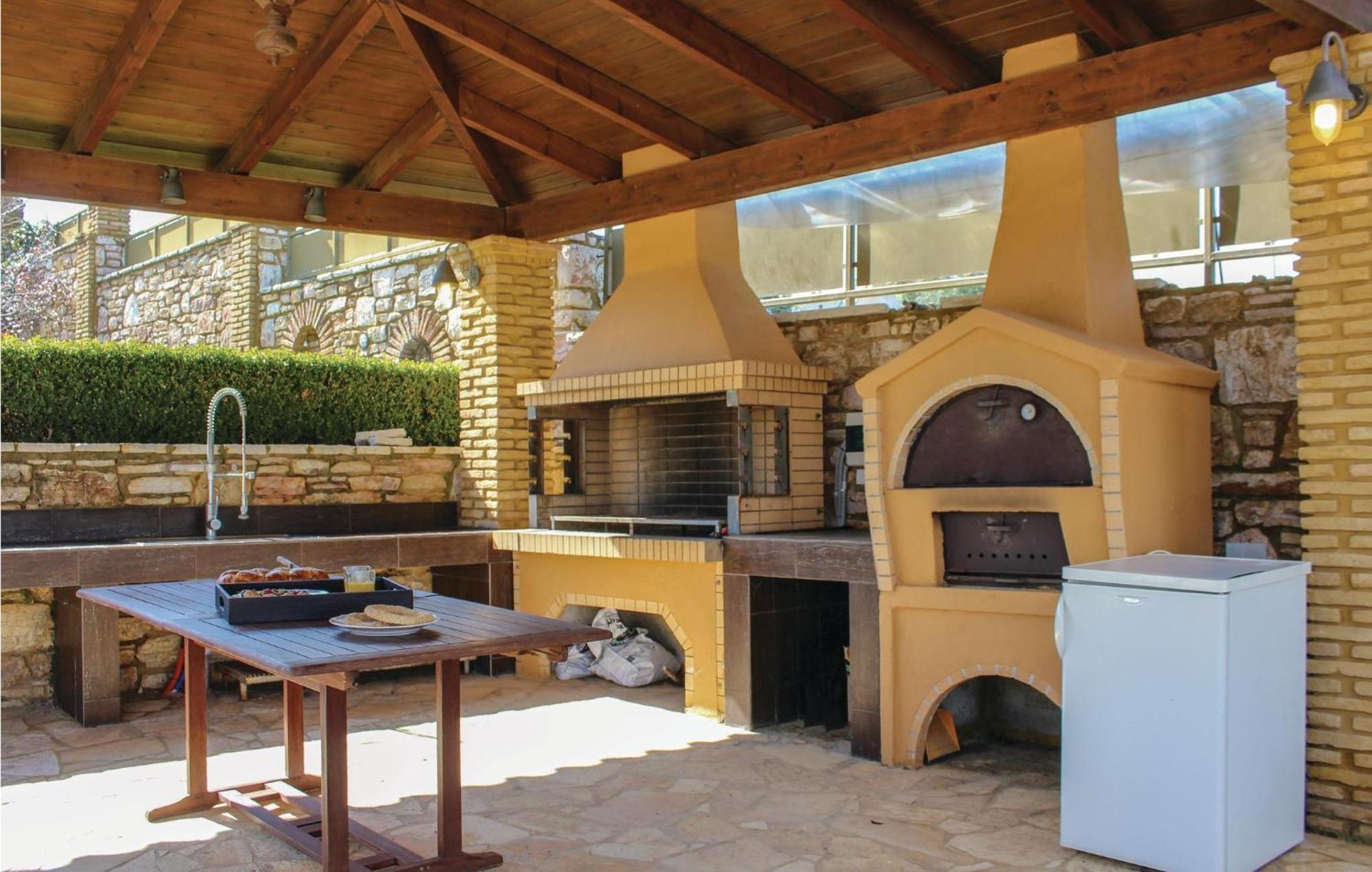 Awesome home in Koroni with 5 Bedrooms, Jacuzzi&Outdoor swimming pool Zewnętrze zdjęcie
